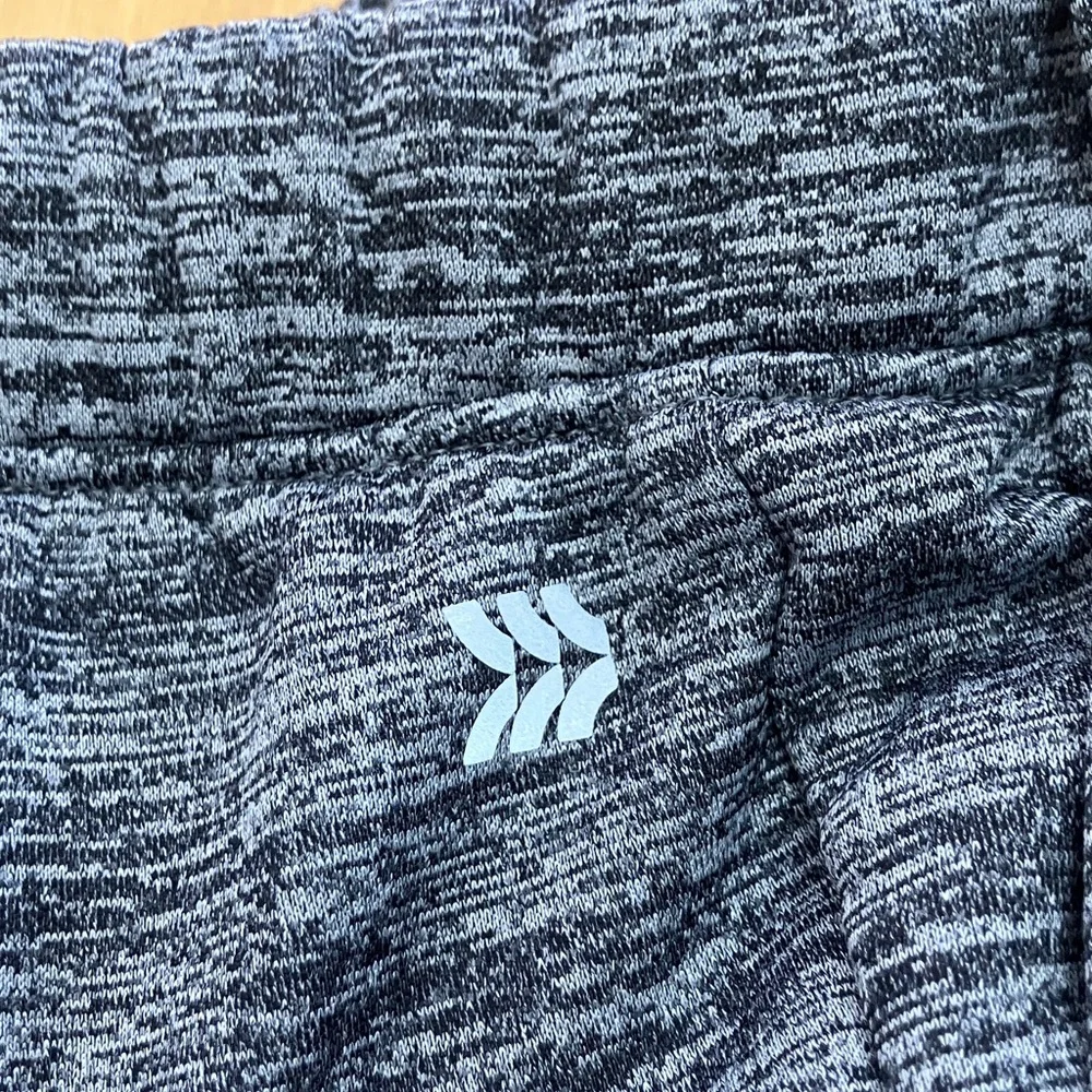 All in Motion Charcoal Joggers for Kids size L‎ 10/12